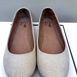 MIX NO. 6 EMBOSSED FLATS (vintage)